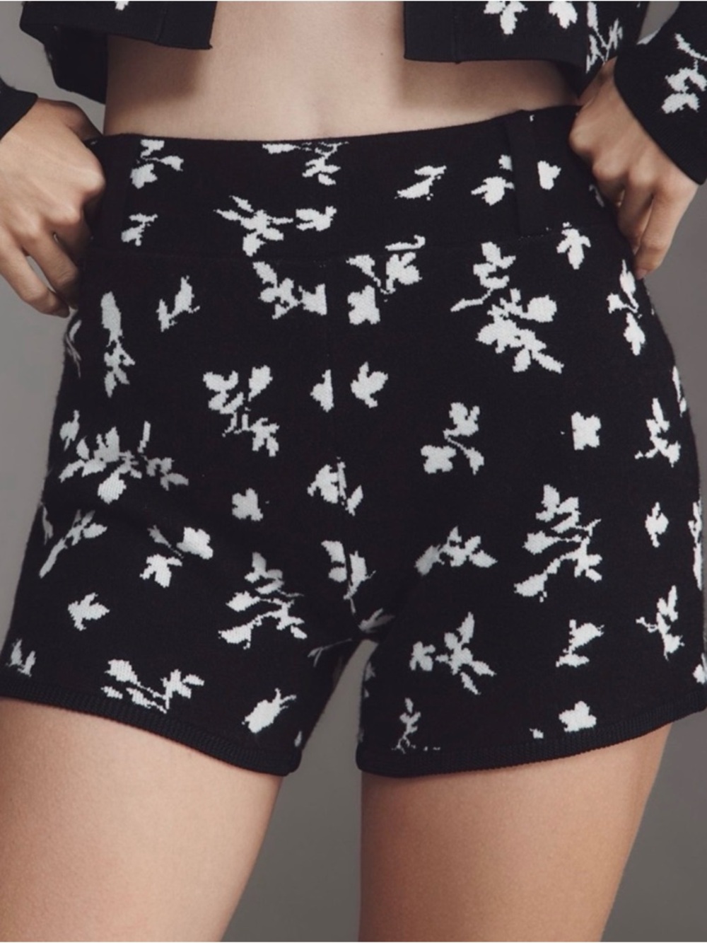 Anthropologie Maeve Black and White Floral Cozy Knit High-Waist Shorts NEW